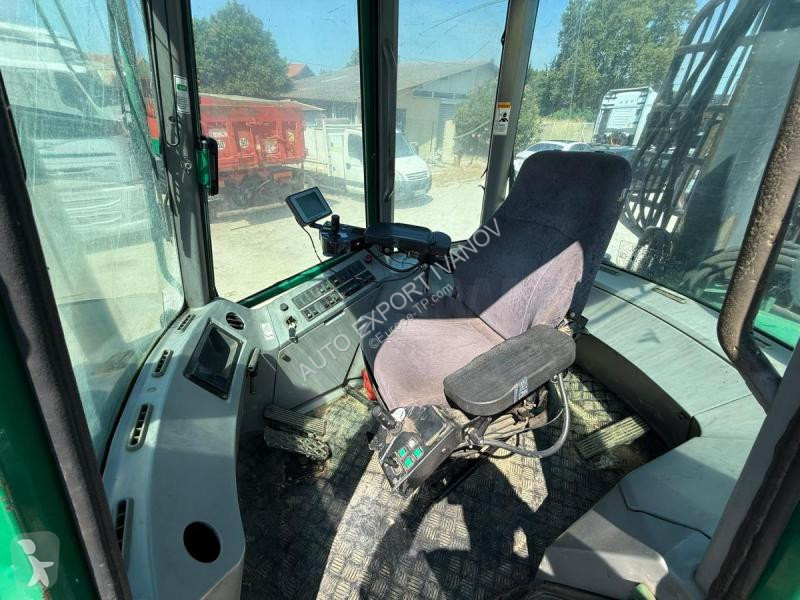 Sklápač   810B