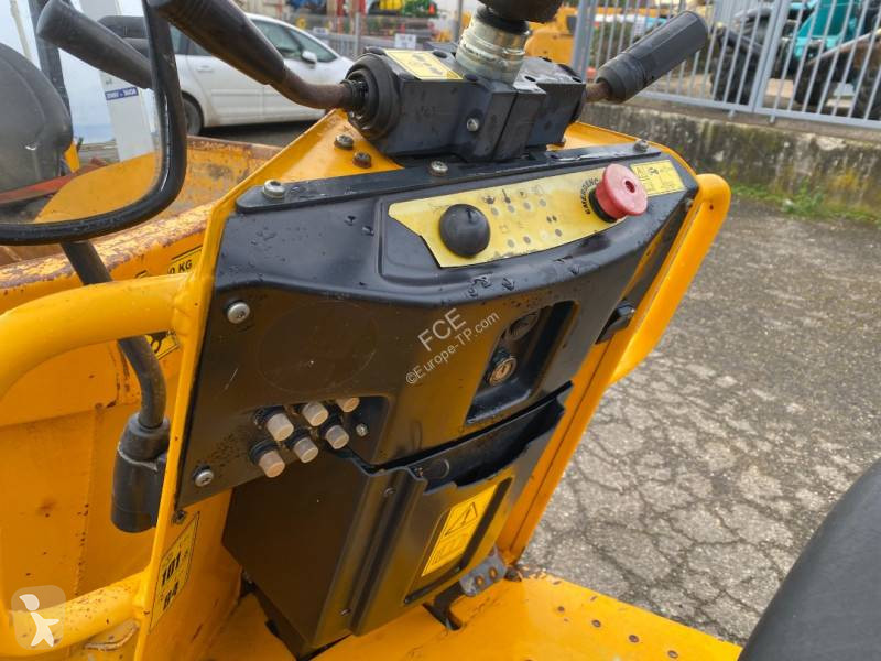 Basculantă Thwaites MACH 203 endommagé