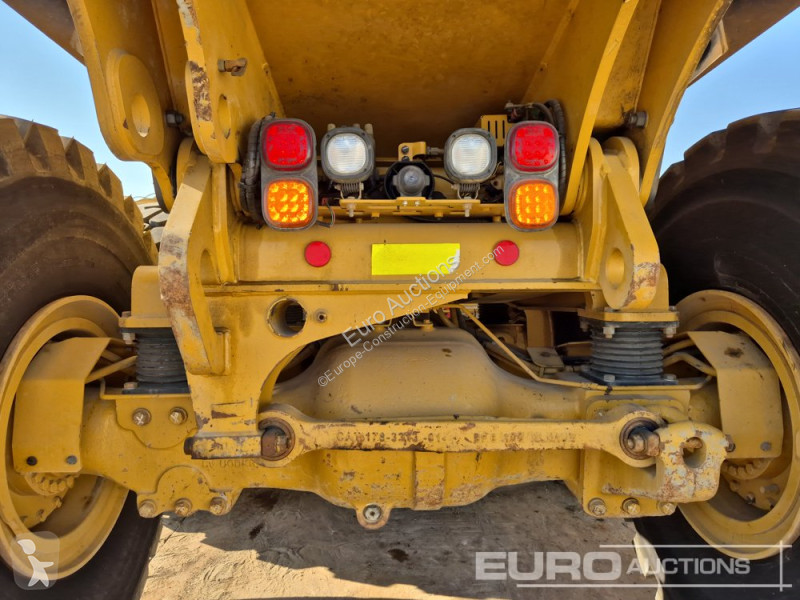 Basculantă Caterpillar 745