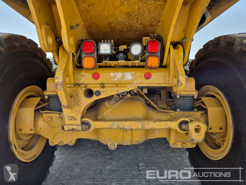 Basculantă Caterpillar 745