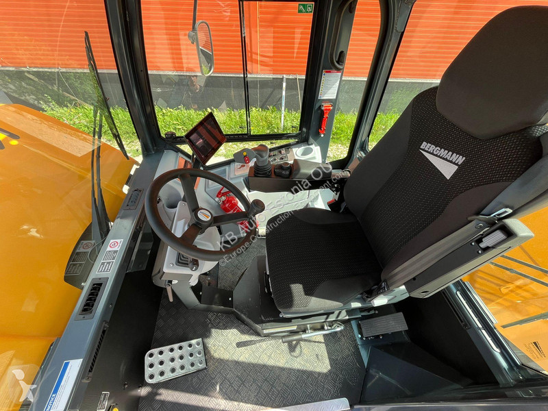 Højsidet godsvogn Bergmann C 810 4x4 AC /...