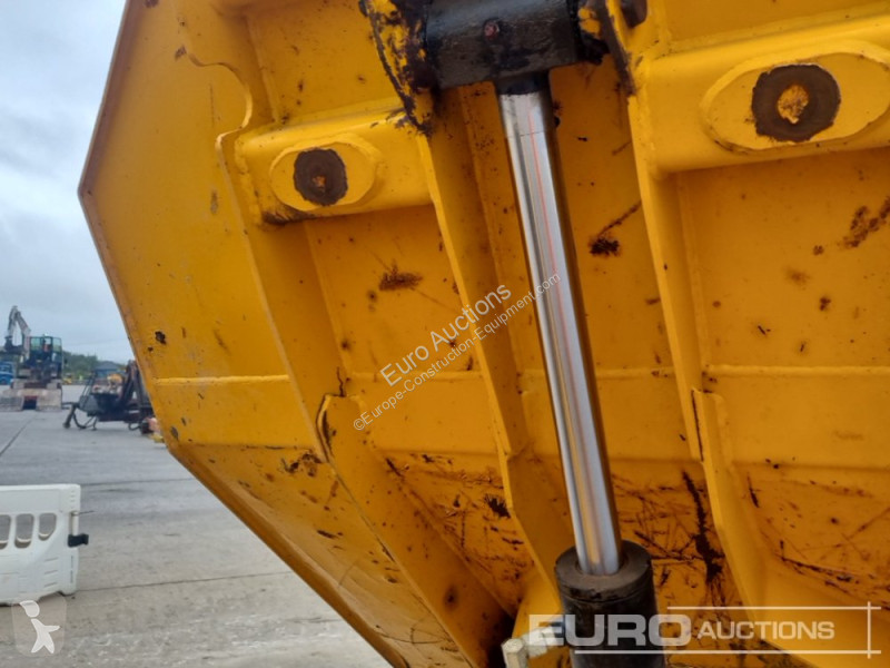 عربة قلابة JCB 3STH