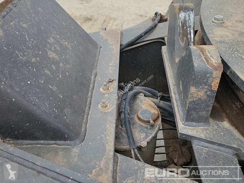 Basculantă Mecalac 6SMDX