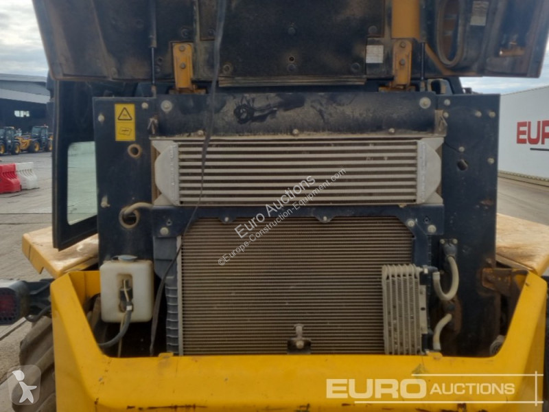عربة قلابة JCB 6TFT