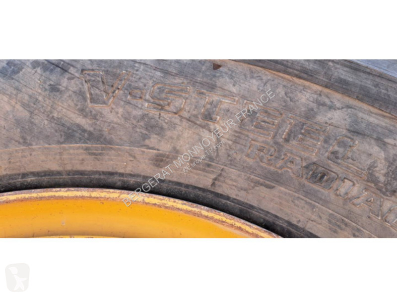 Карьерный самосвал Caterpillar