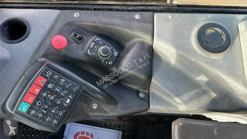 عربة قلابة Bell B25E 6x6