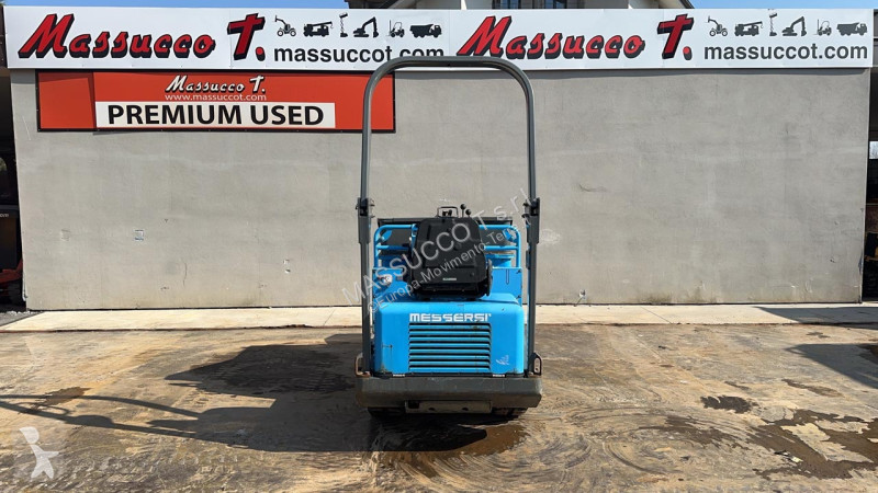 Sklápač  TC150d