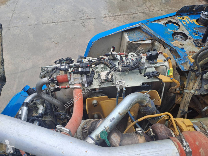 عربة قلابة Caterpillar 745