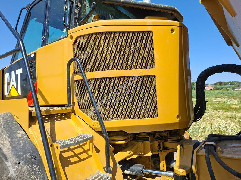 عربة قلابة Caterpillar C2