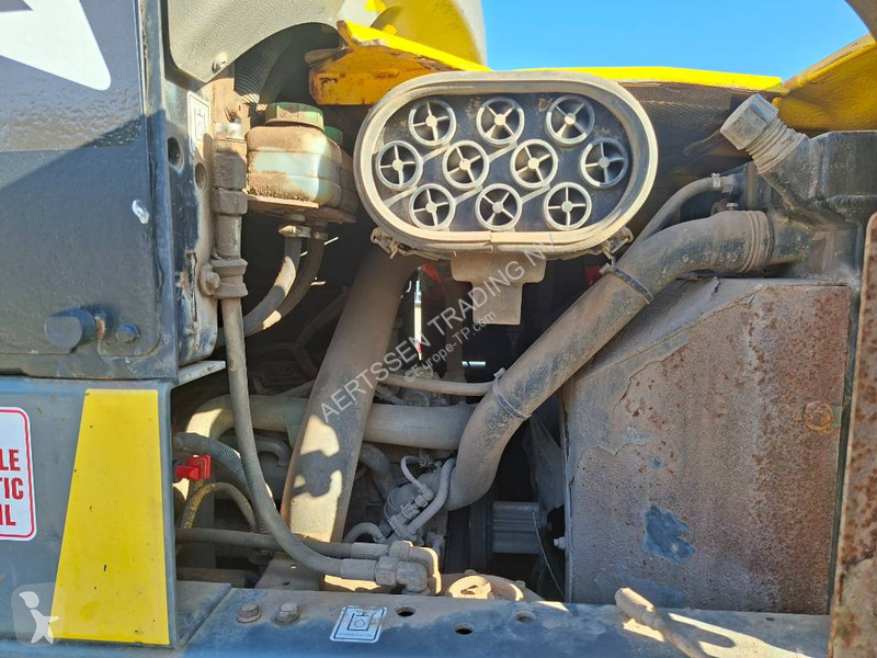 عربة قلابة Wacker Neuson