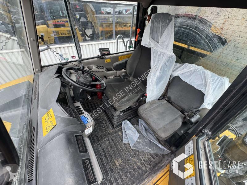 عربة قلابة Komatsu  HM300-5E0