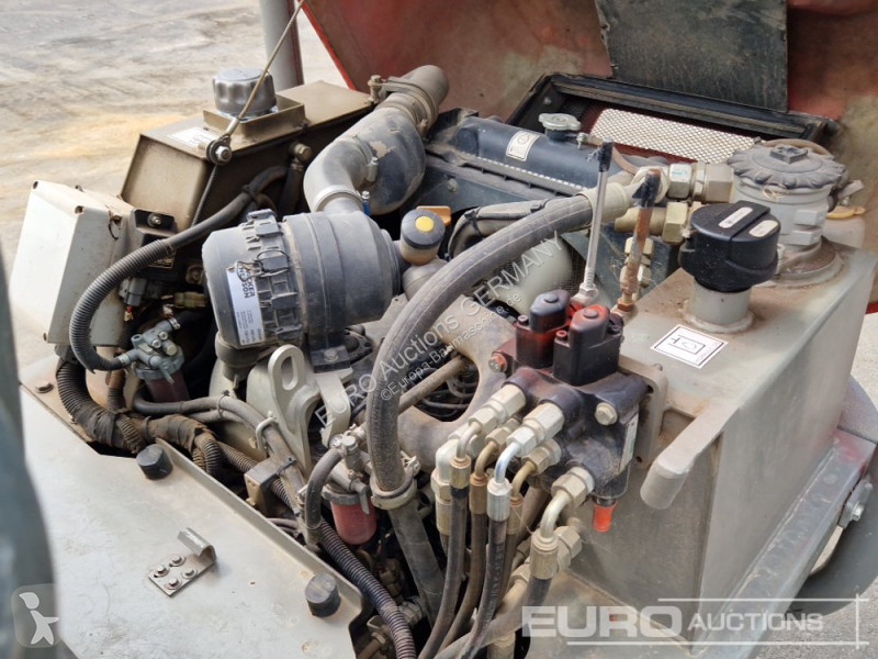 عربة قلابة Wacker Neuson