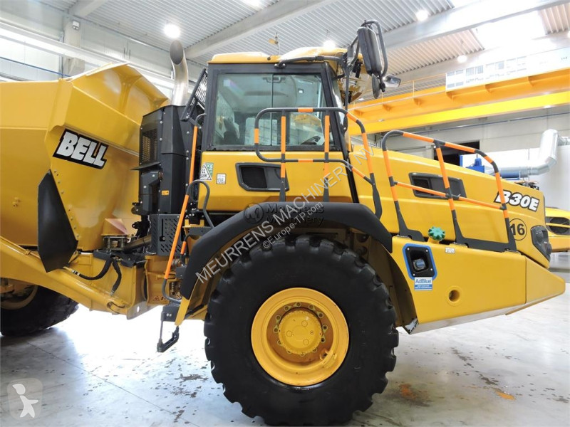 عربة قلابة Bell B30E