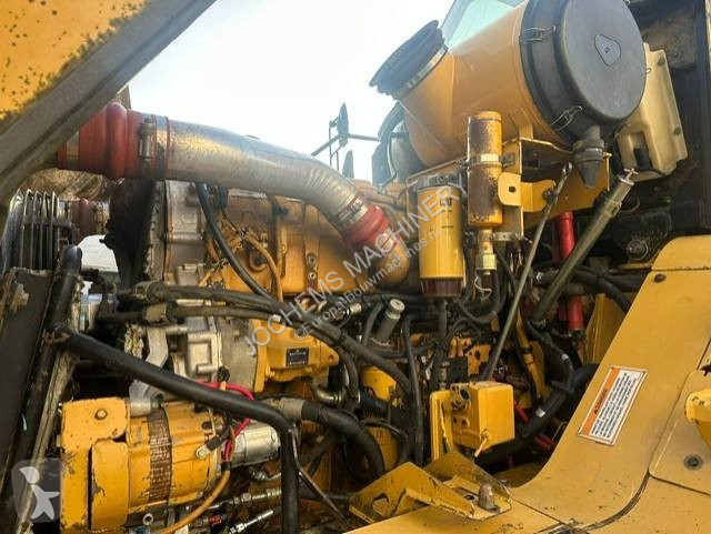 Дъмпер Caterpillar 740