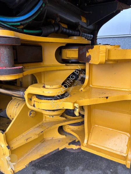 عربة قلابة Bell B 30 E (New Tires)