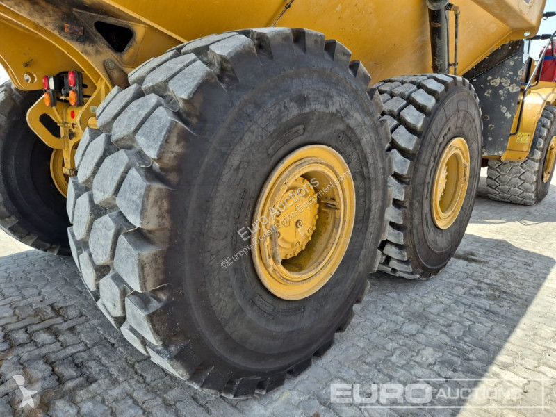 Basculantă Caterpillar 745
