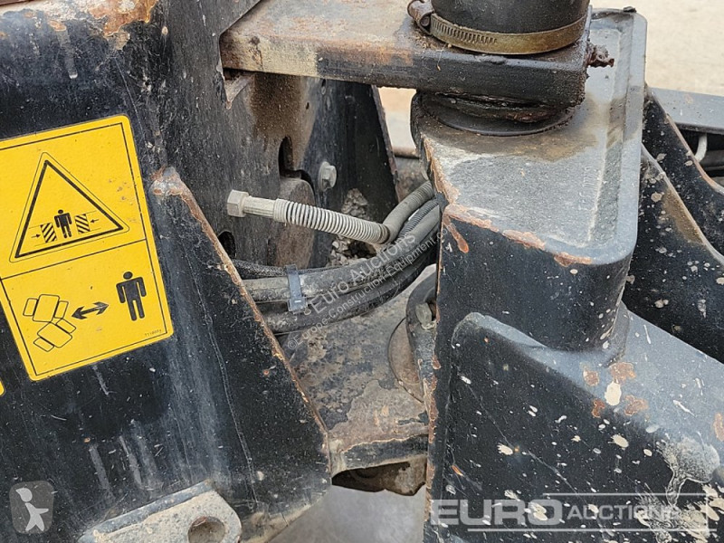 Dumper JCB 3TFT