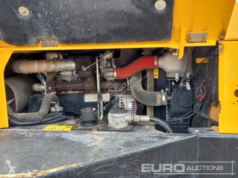 Sklápěčka JCB 6TFT