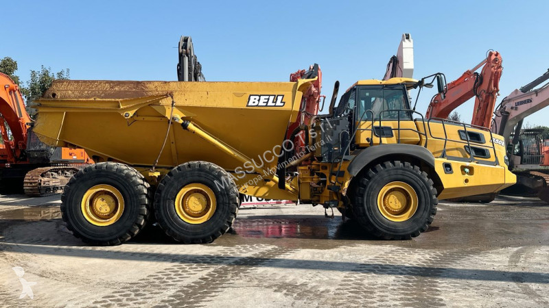 عربة قلابة Bell B50E 6X6