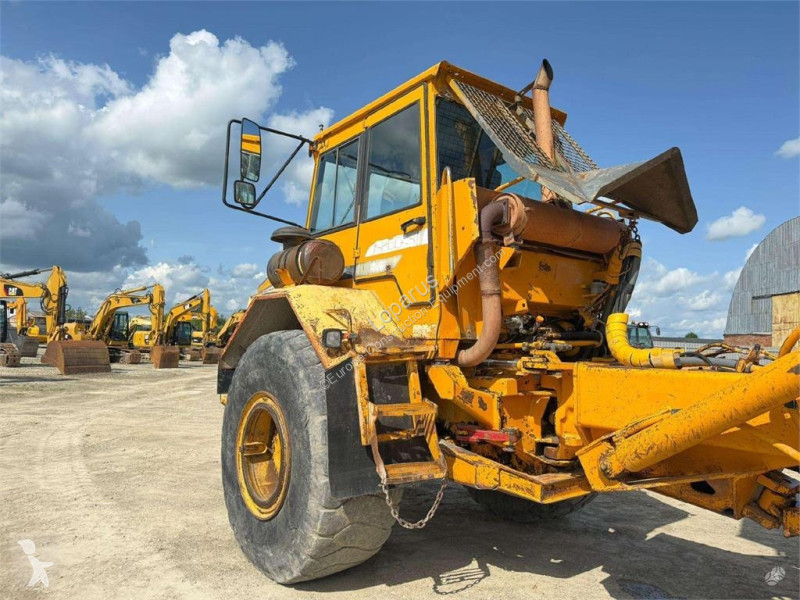 Карьерный самосвал Volvo