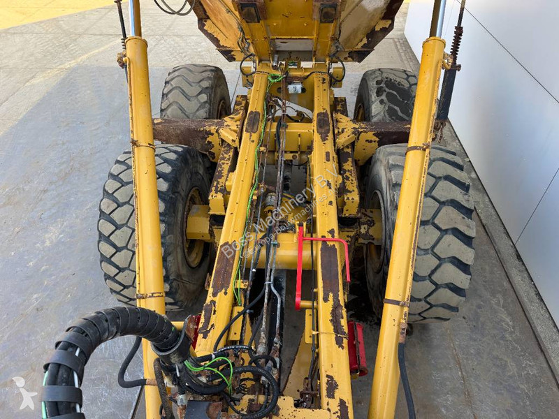 Sklápač Caterpillar - Dutch Machine / Body Heating