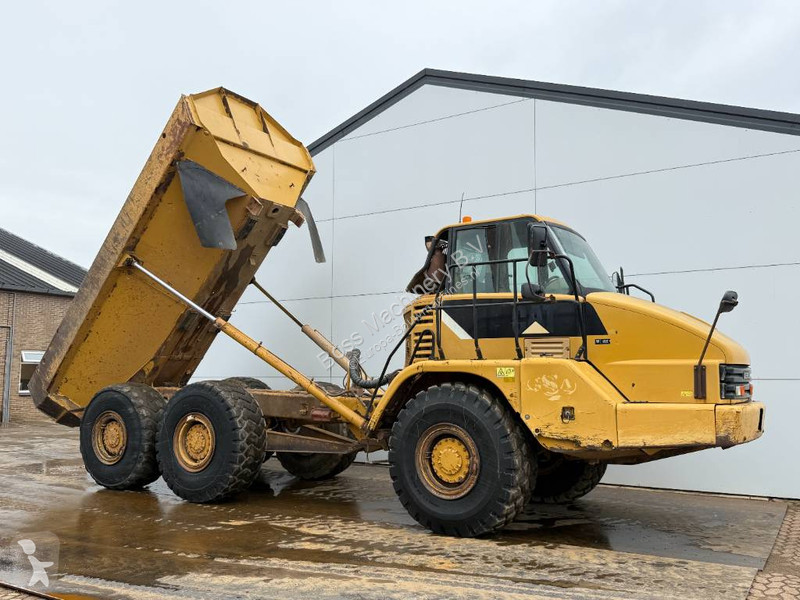 عربة قلابة Caterpillar - Body Heating / Backup...