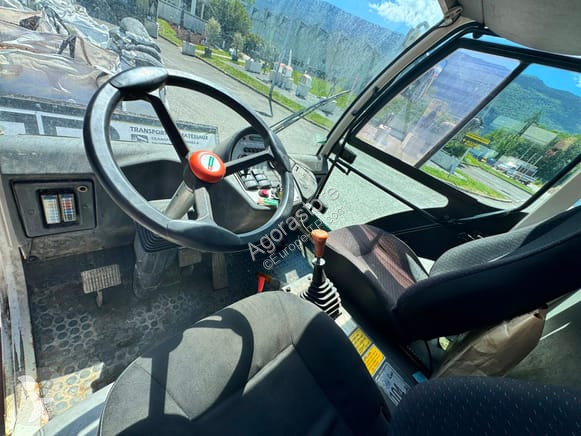Sklápač Ausa M150M