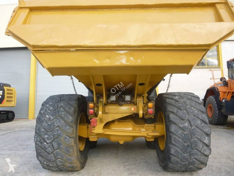 Tombereau Caterpillar 730C