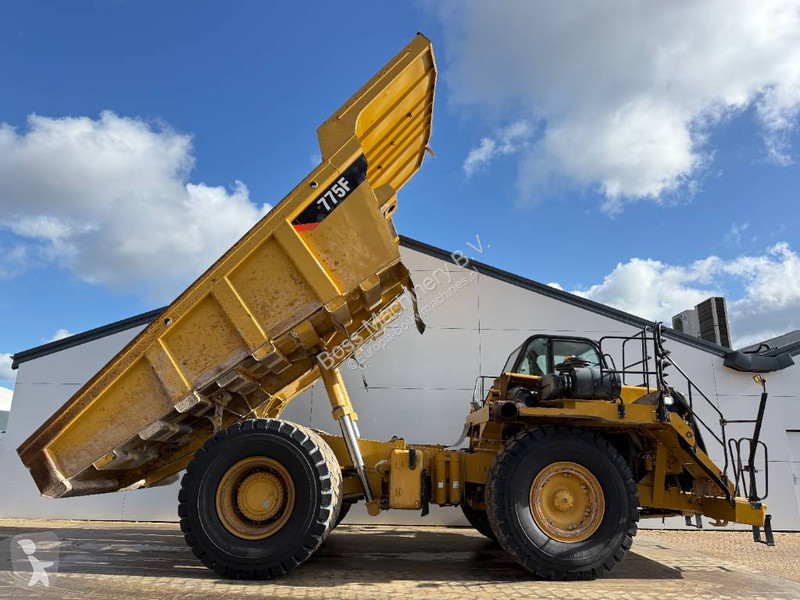 عربة قلابة Caterpillar - German Machine / Auto...
