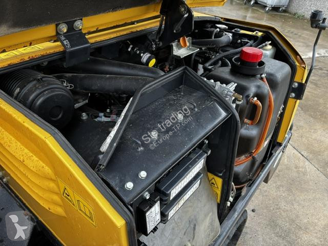 عربة قلابة Yanmar 30R-3