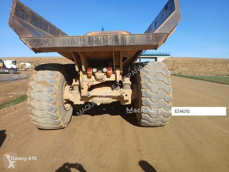 Dumper Caterpillar 745(0670)