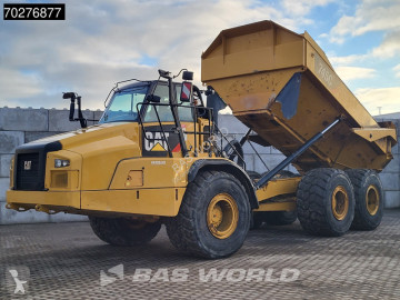 Basculantă articulat Caterpillar