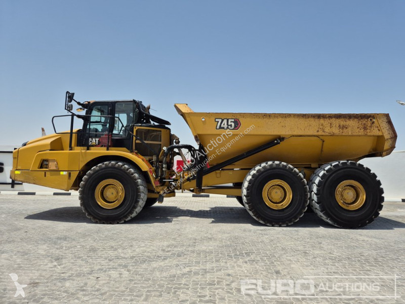 Basculantă Caterpillar 745