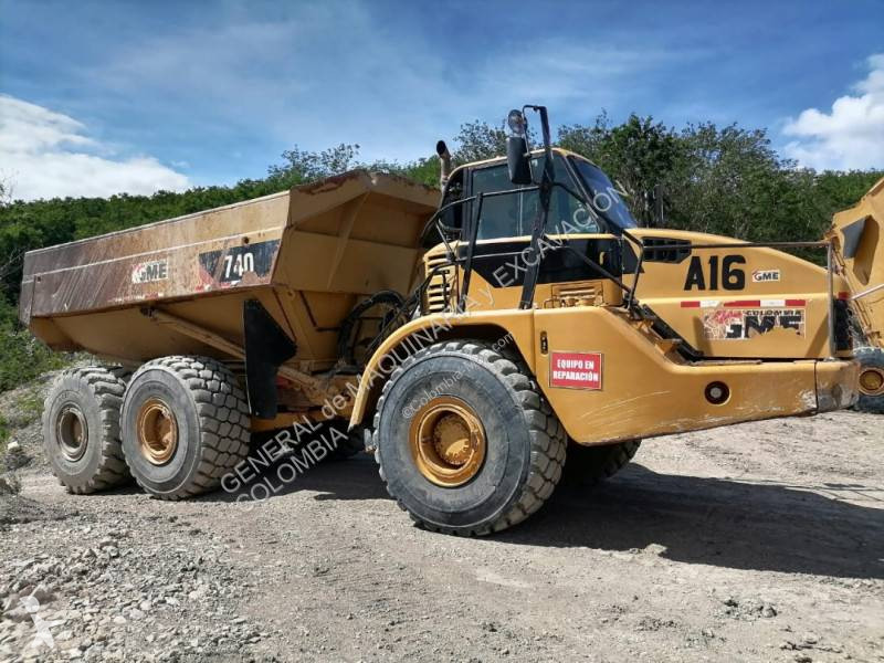 Dumper Caterpillar 740