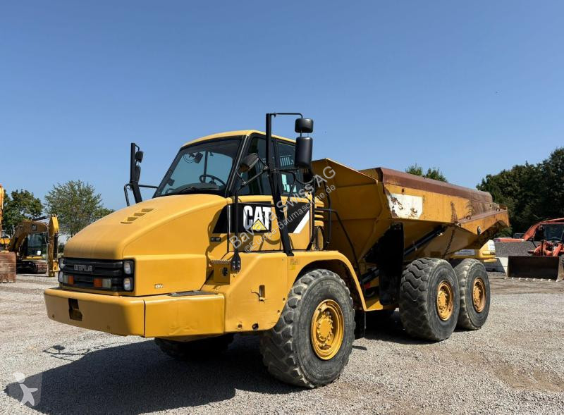 Dumper Caterpillar