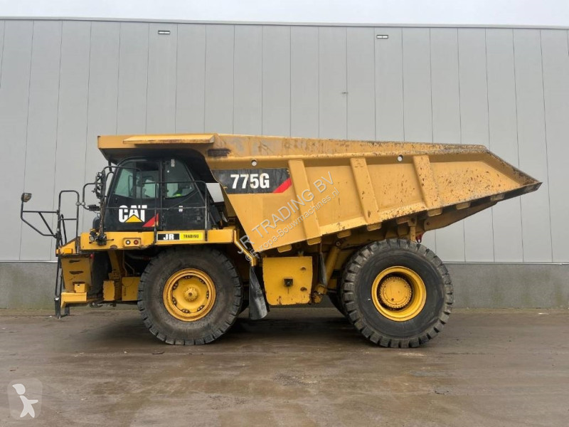 Dumper Caterpillar