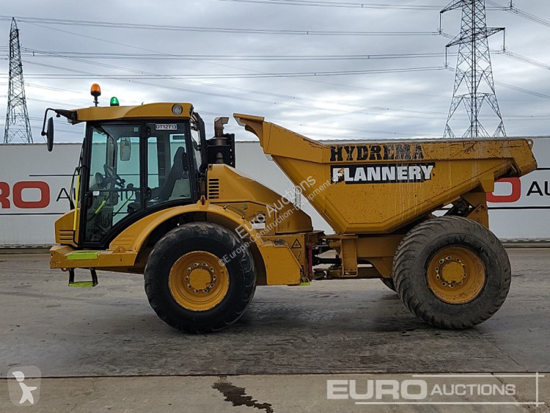 Basculantă Hydrema 912F