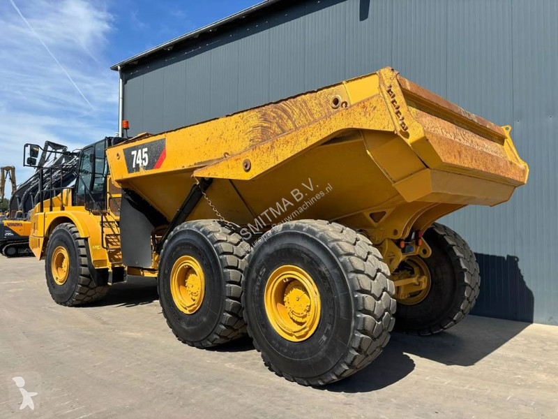 Sklápač Caterpillar 745 04A