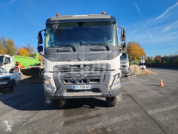 Camião basculante Volvo