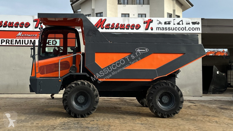 Sklápač  D12 4x4x4