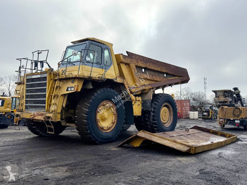 Sklápač Komatsu 3 - Backup Camera / Airco