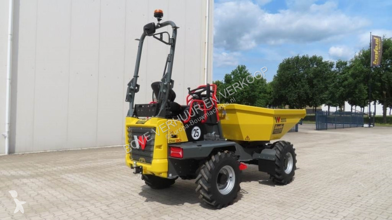 عربة قلابة Wacker Neuson DW30-2