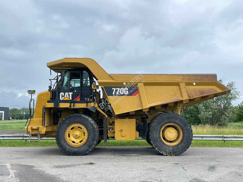 عربة قلابة Caterpillar G