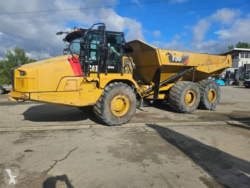 Sklápač Caterpillar 730 C