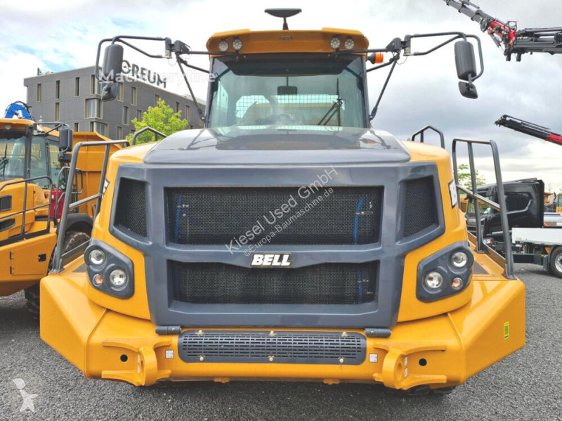 عربة قلابة Bell B35E