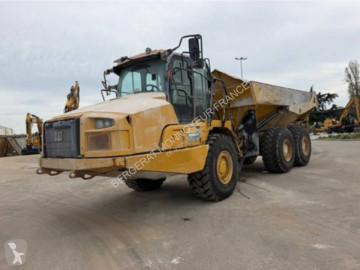 Dumper articulado Caterpillar