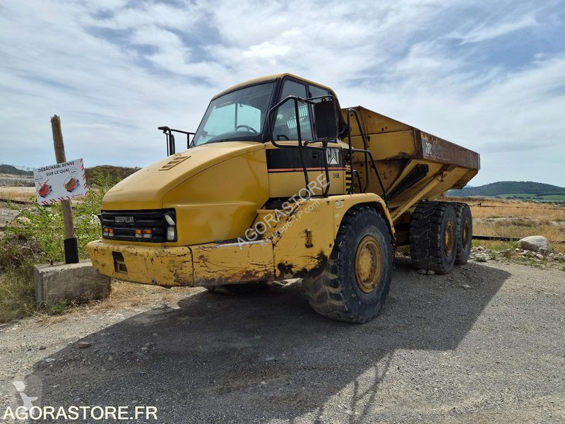 Tombereau Caterpillar 730