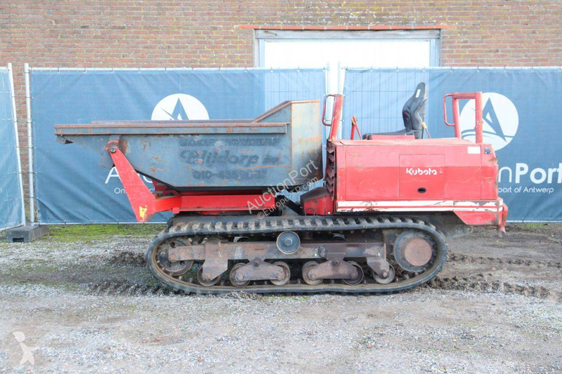 عربة قلابة Kubota
