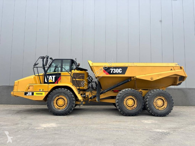 Tippvagn Caterpillar 730 C (CE)