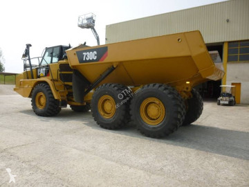 Dumper articulado Caterpillar